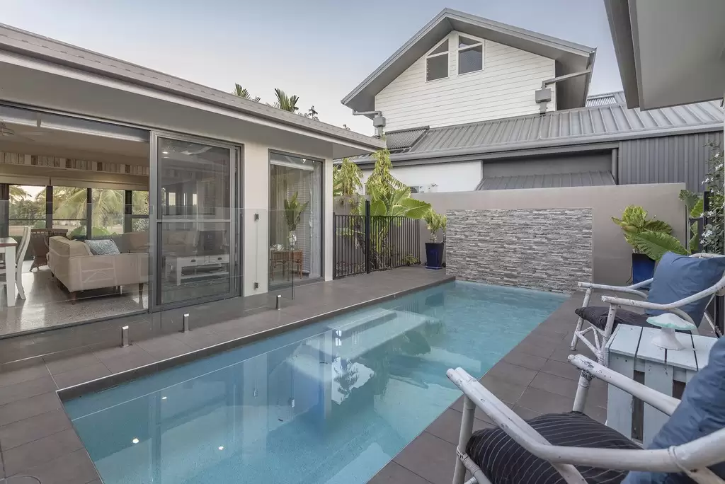 12 Cascade Drive, Port Douglas Sold by  - image 1