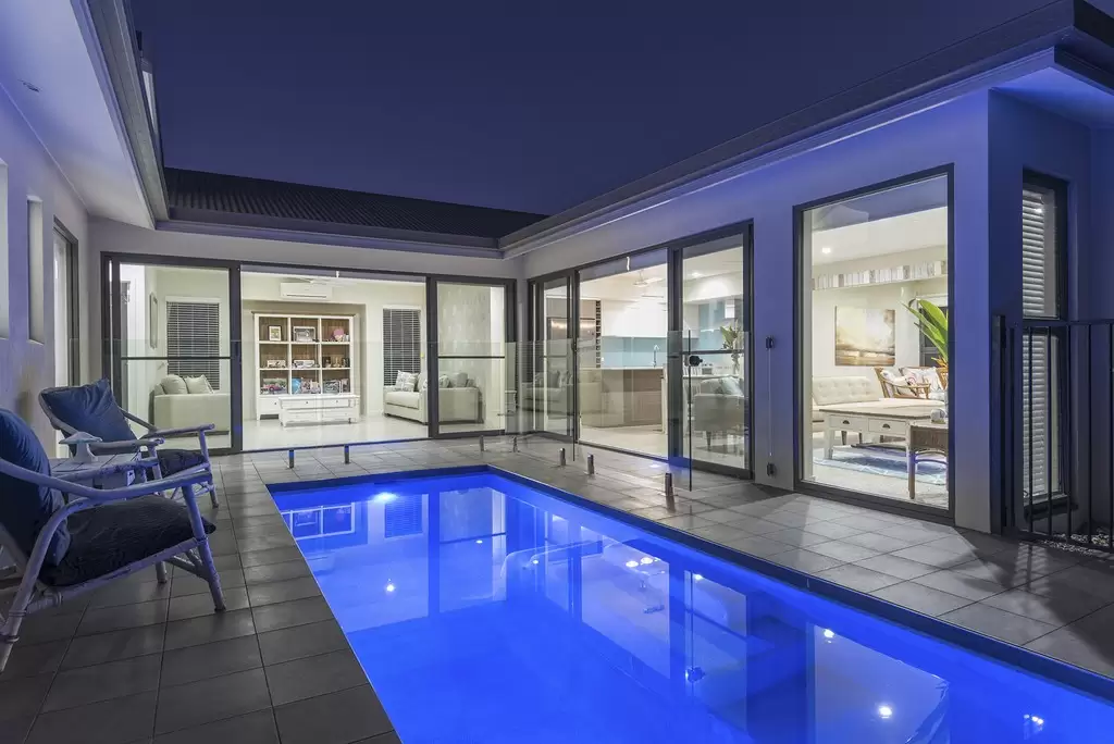 12 Cascade Drive, Port Douglas Sold by Queensland Sotheby's International Realty - image 1