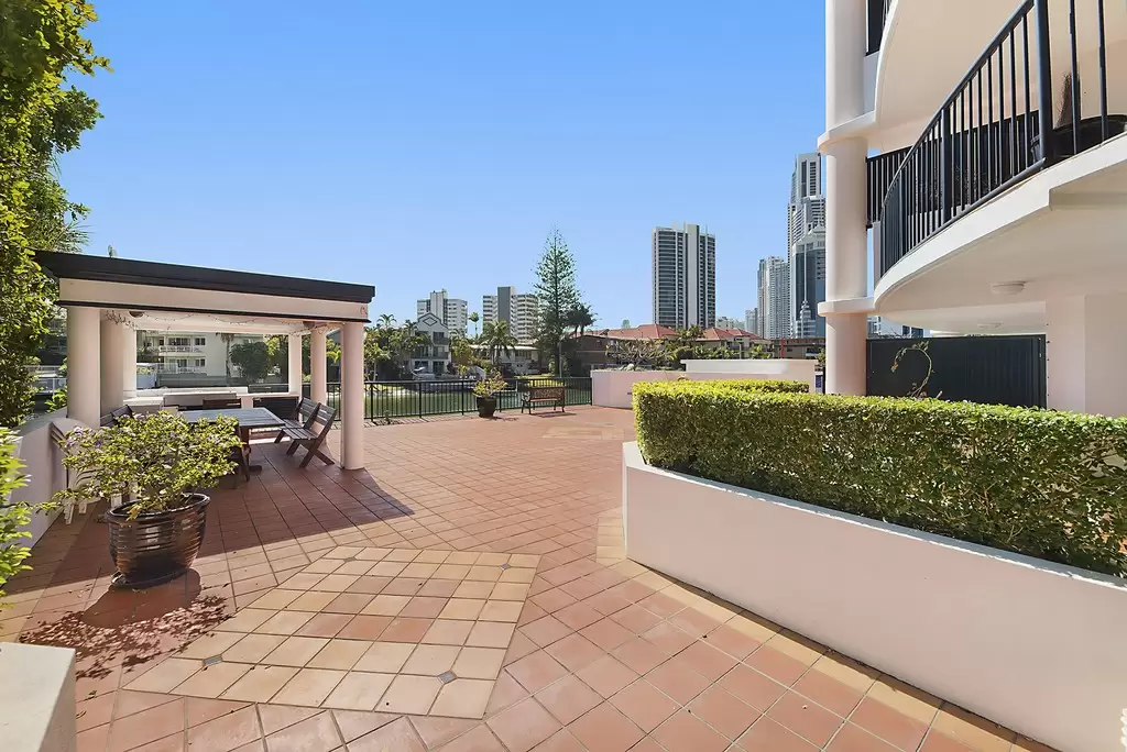2/12 Paradise Island, Surfers Paradise Sold by  - image 1