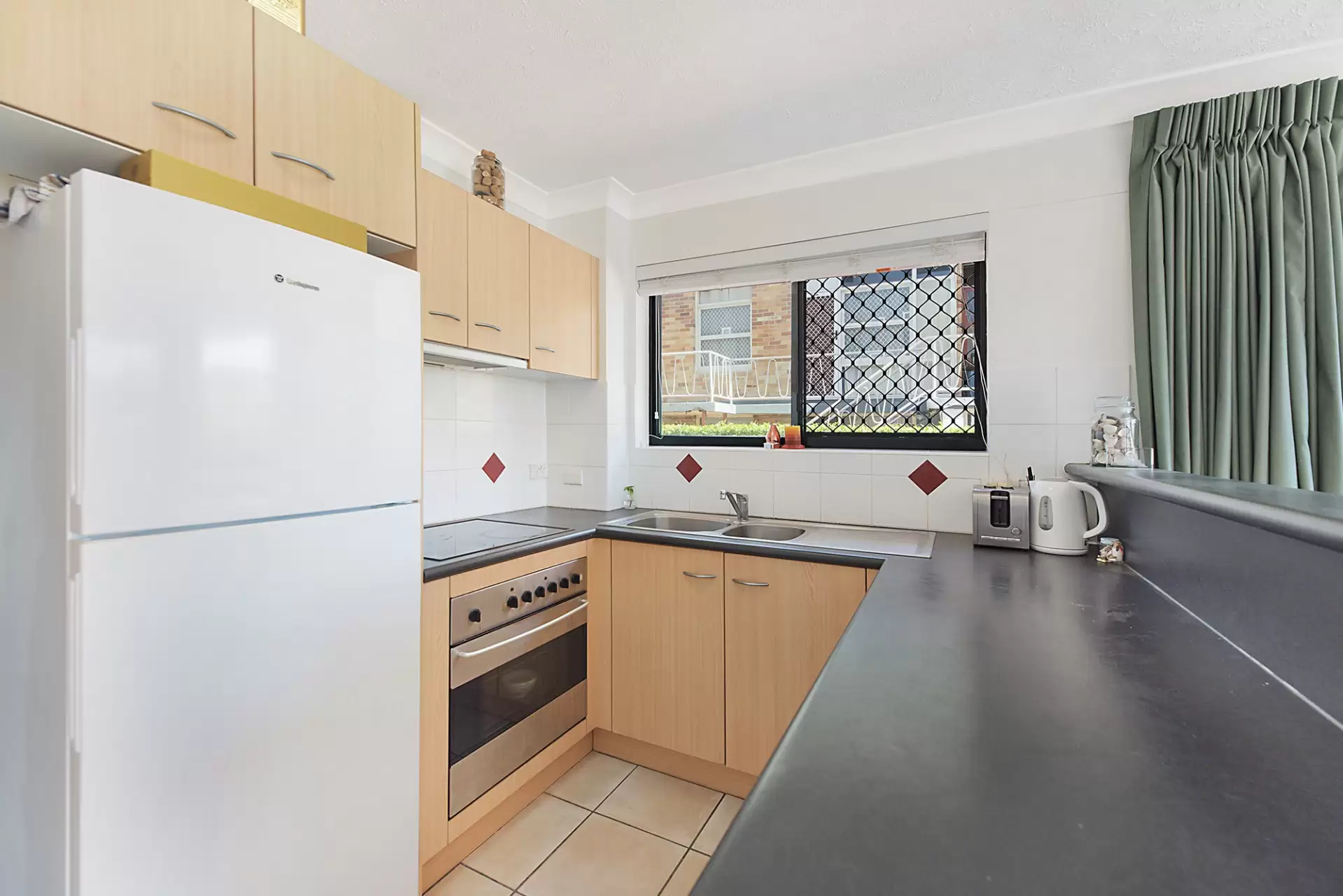 2/12 Paradise Island, Surfers Paradise Sold by Queensland Sotheby's International Realty - image 1