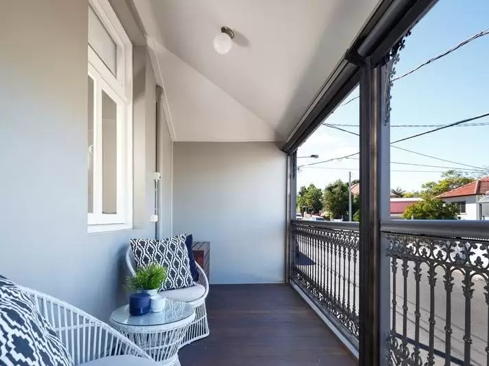 100B Annie Street, New Farm Sold by  - image 1