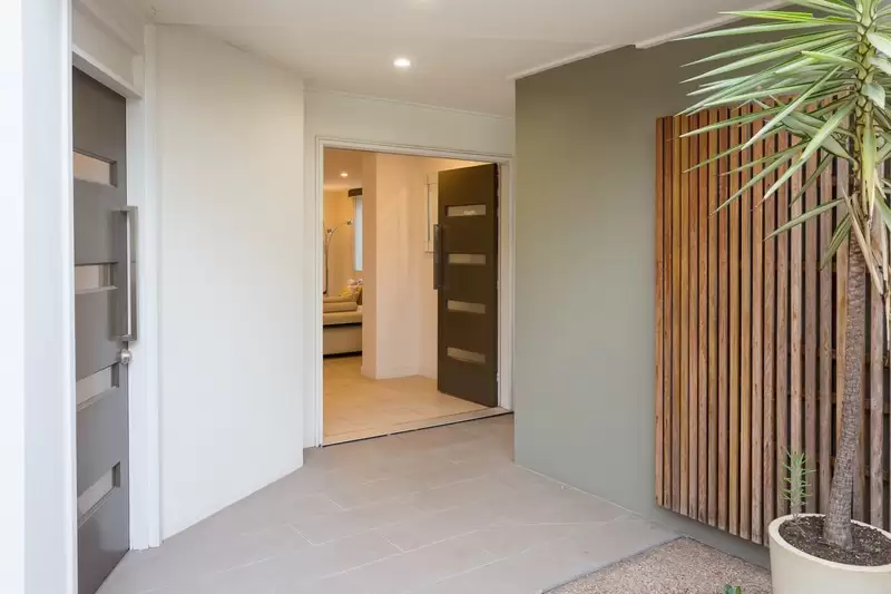 10 Griffith Street, New Farm Sold by Queensland Sotheby's International Realty - image 1