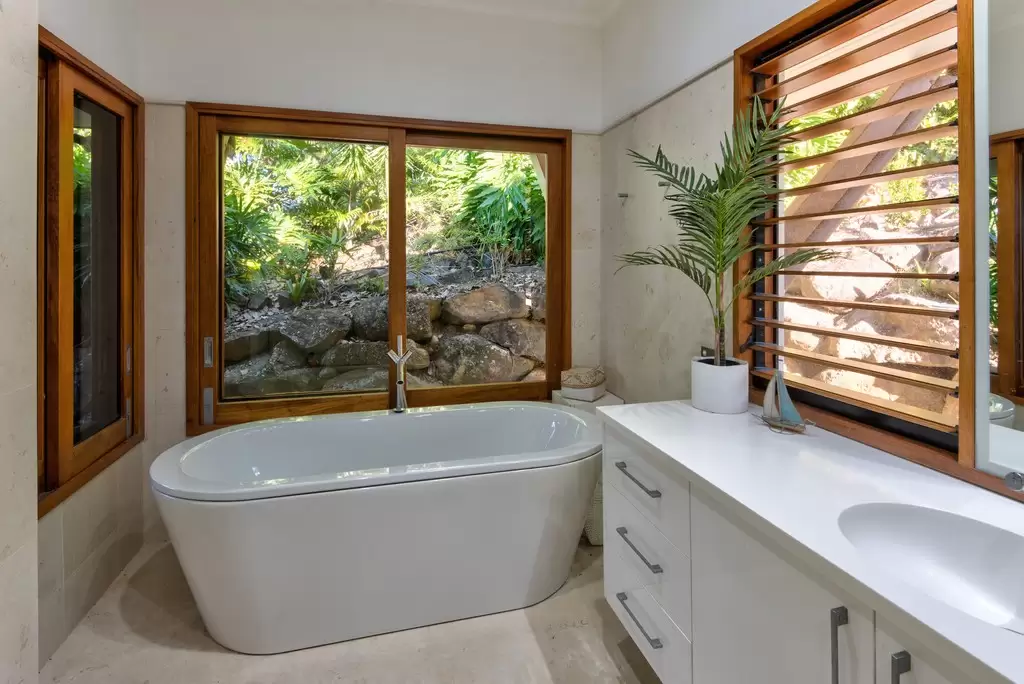 Lotus House 2 Grasstree Place, Hamilton Island Sold by Queensland Sotheby's International Realty - image 1