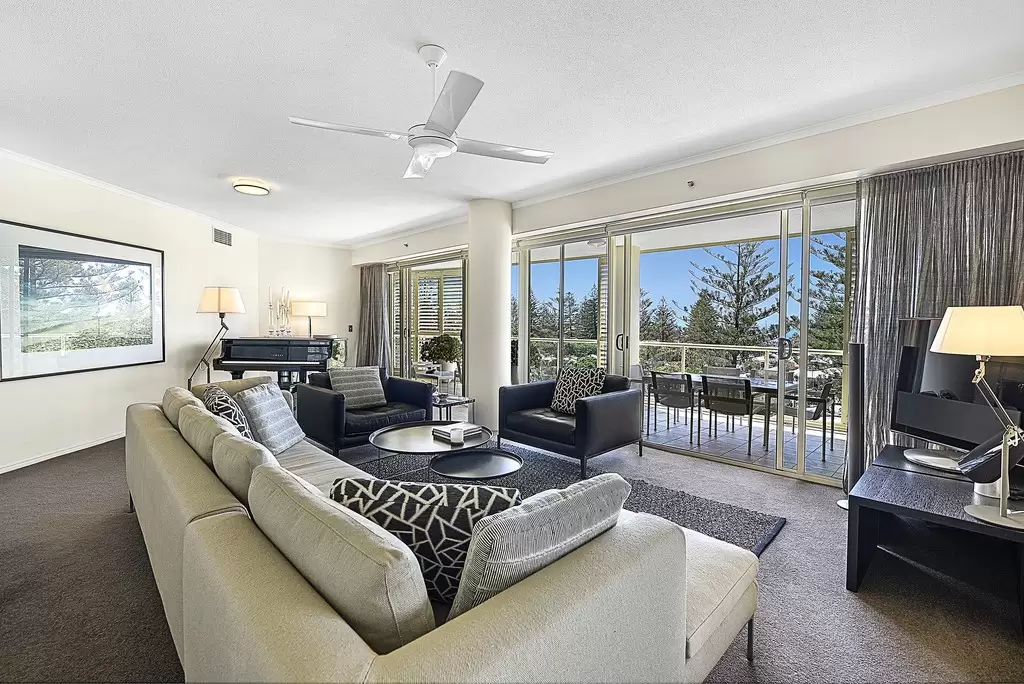 1055/1 'Liberty Pacific' Lennie Avenue, Main Beach Sold by Queensland Sotheby's International Realty - image 1