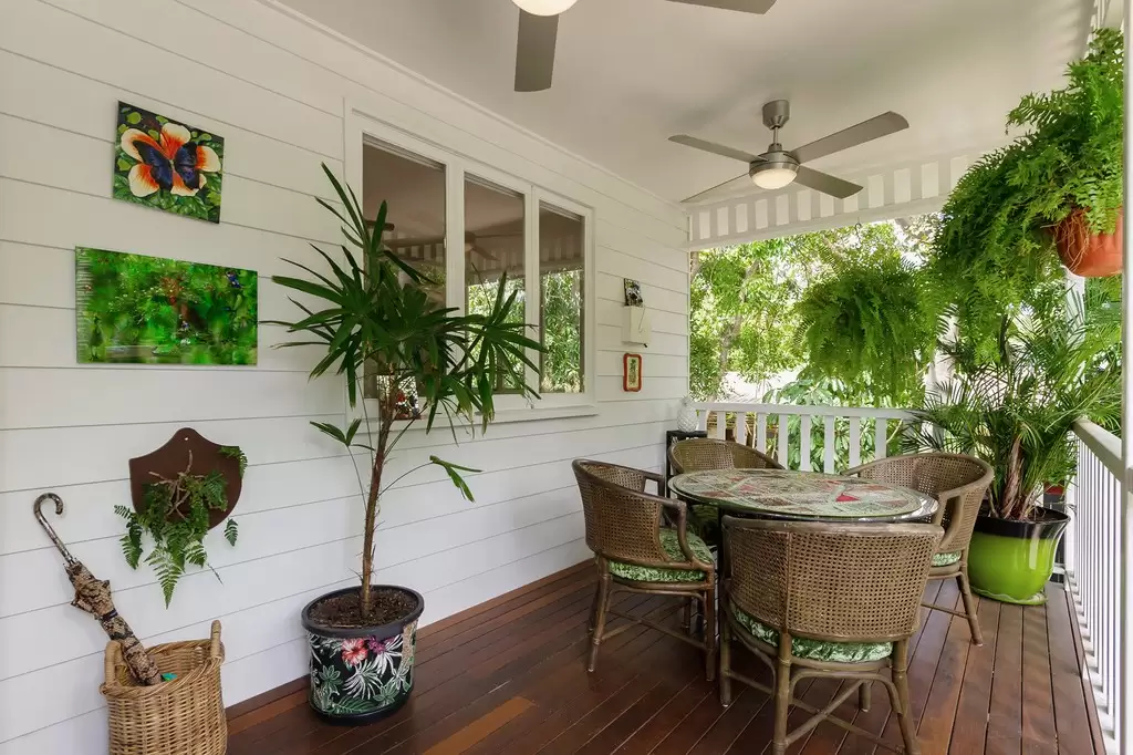 6 Seabrook Avenue, Port Douglas Sold by  - image 1