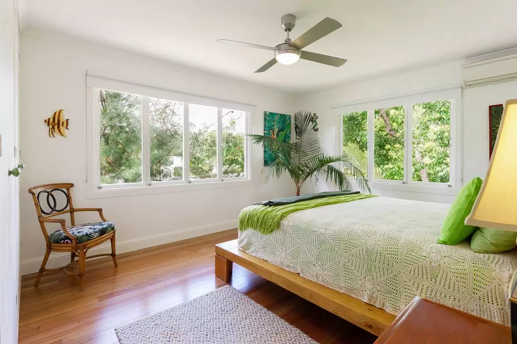 6 Seabrook Avenue, Port Douglas Sold by  - image 1