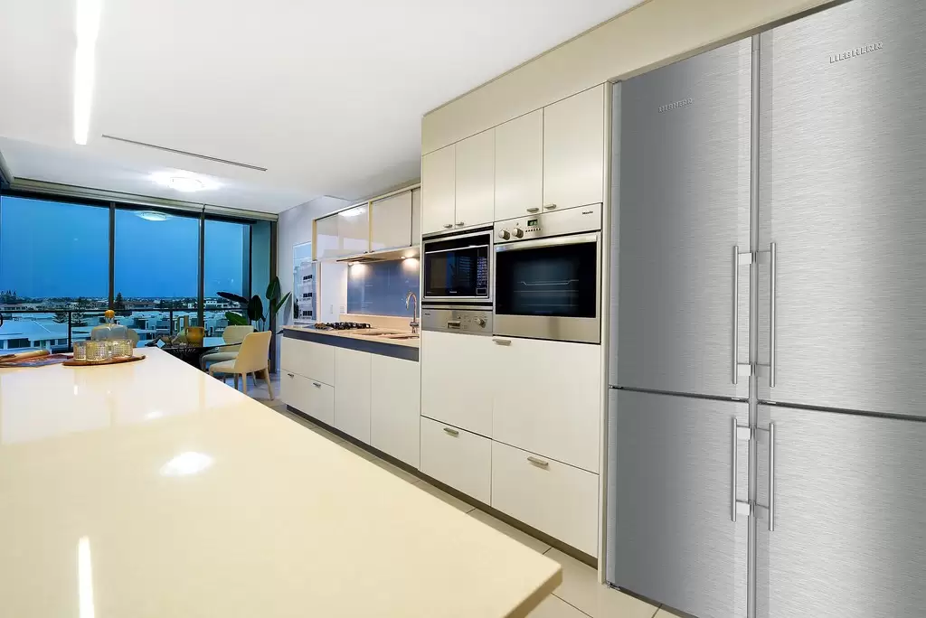 5501 Ephraim Island, Paradise Point Sold by  - image 1