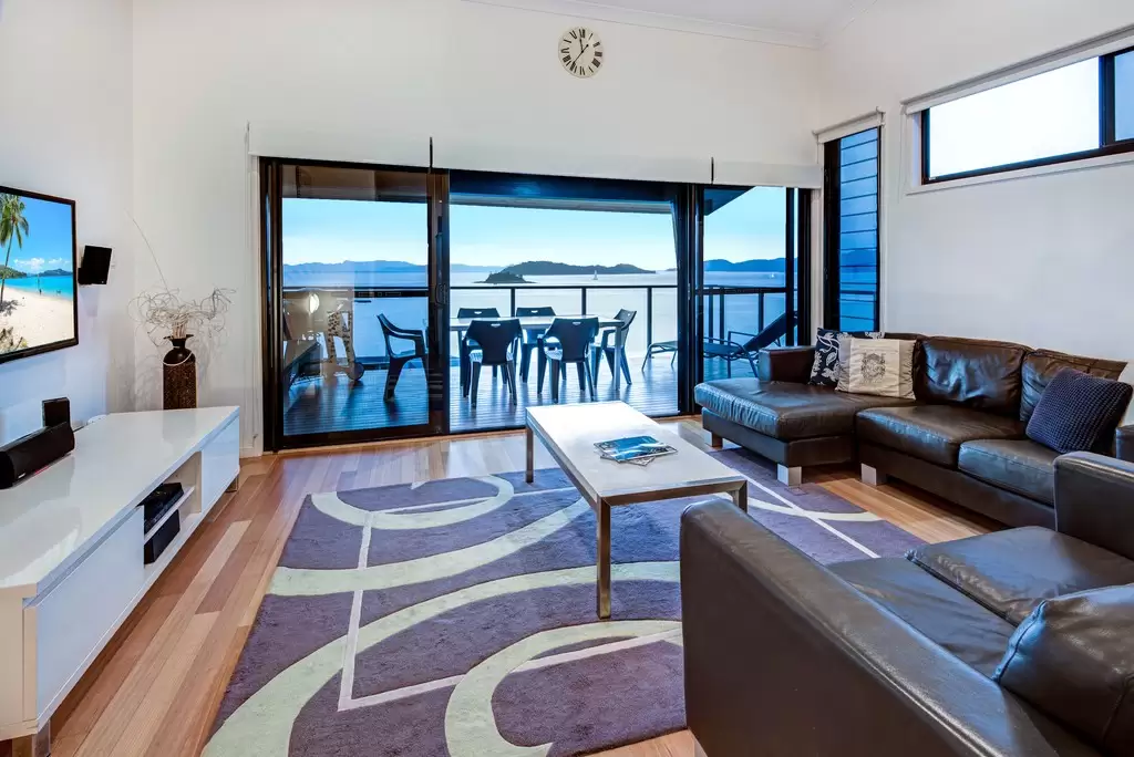 Shorelines 28 5 Acacia Drive, Hamilton Island Sold by Queensland Sotheby's International Realty - image 1