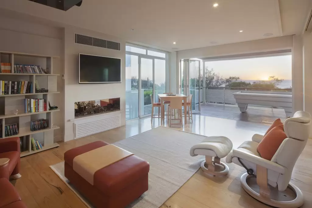 28 North Point Avenue, Kingscliff Sold by Queensland Sotheby's International Realty - image 1