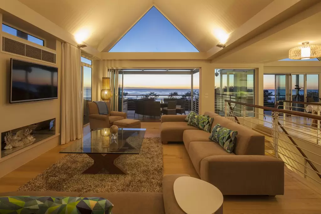 28 North Point Avenue, Kingscliff Sold by Queensland Sotheby's International Realty - image 1