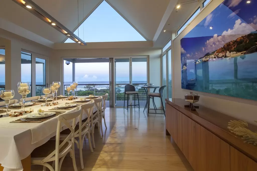 28 North Point Avenue, Kingscliff Sold by Queensland Sotheby's International Realty - image 1