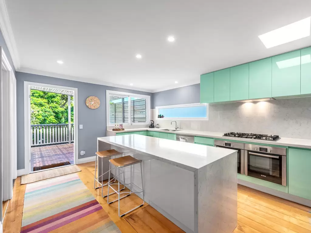 17 Lydia Street, Kalinga Sold by  - image 1