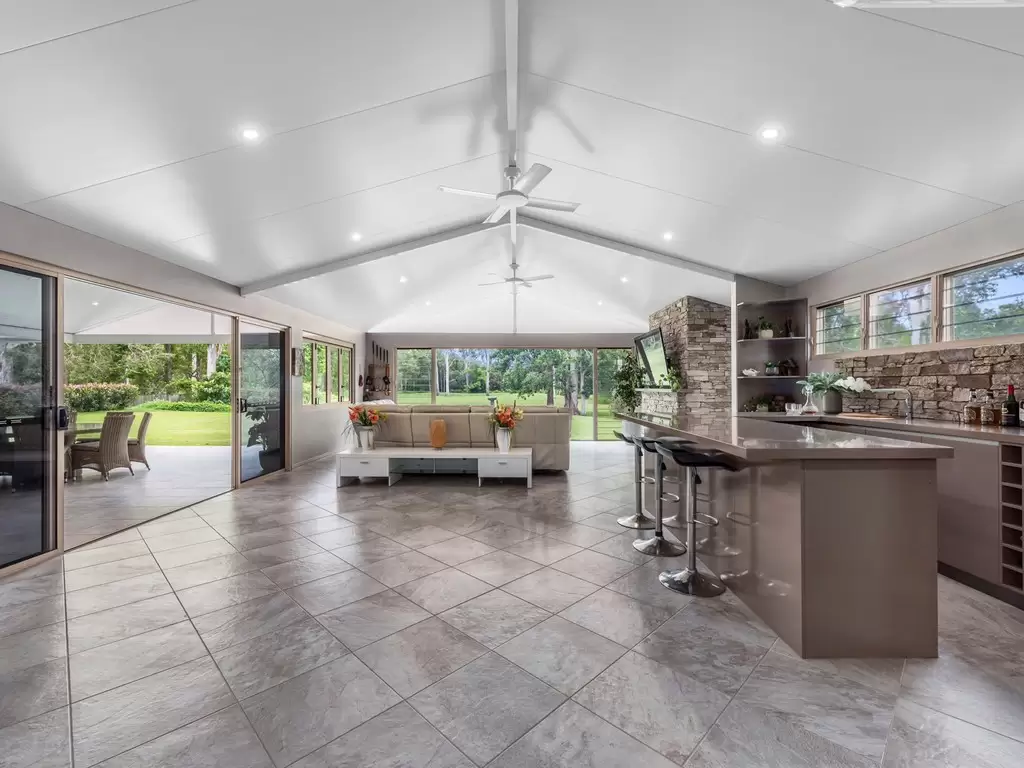 914 Boston Road, Chandler Sold by  - image 1