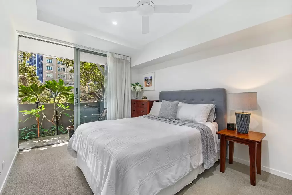 204/30 'Lanikai' Brighton Parade, Southport Sold by Queensland Sotheby's International Realty - image 1