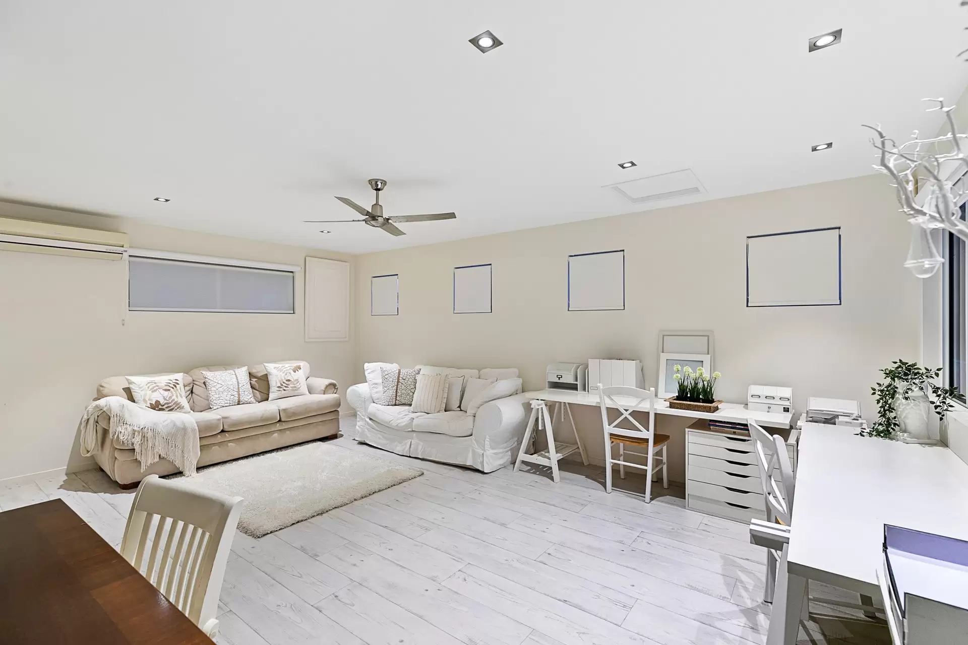 7 Sleath Street, Ormiston Sold by Queensland Sotheby's International Realty - image 1
