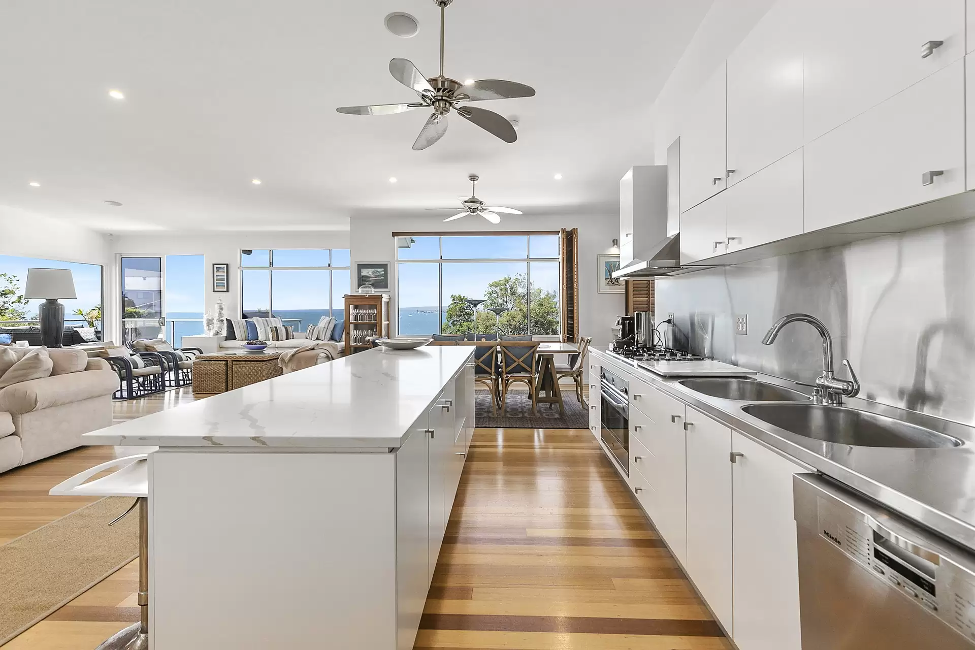 7 Sleath Street, Ormiston Sold by Queensland Sotheby's International Realty - image 1