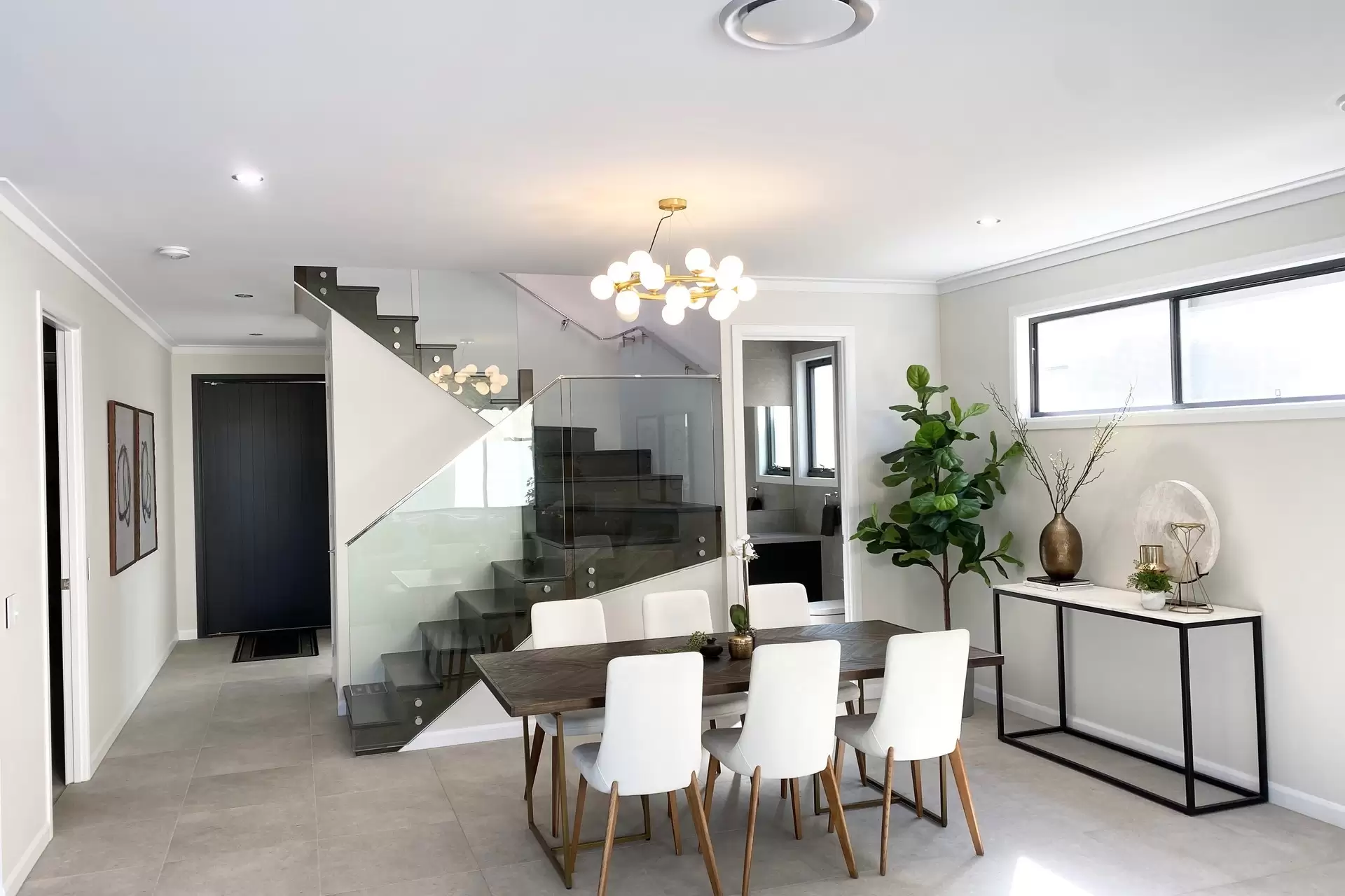 175 Campbell Street, Sorrento Sold by Queensland Sotheby's International Realty - image 1
