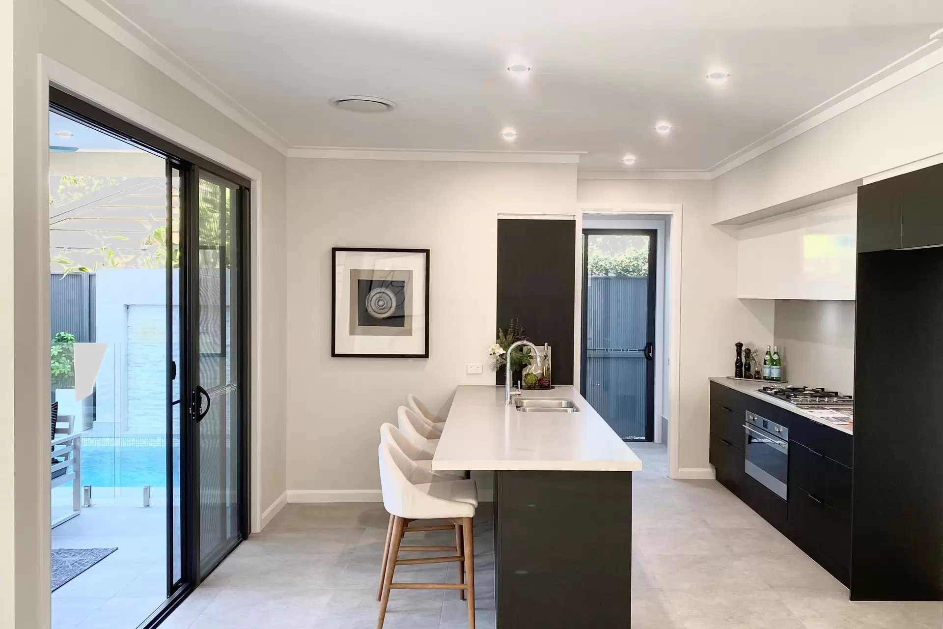175 Campbell Street, Sorrento Sold by Queensland Sotheby's International Realty - image 1