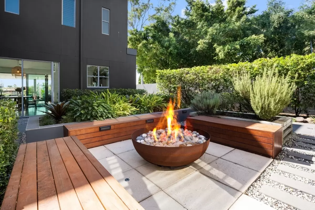 11 Boomerang Crescent, Sorrento Sold by Queensland Sotheby's International Realty - image 1