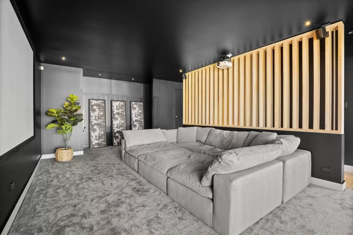 11 Boomerang Crescent, Sorrento Sold by Queensland Sotheby's International Realty - image 1