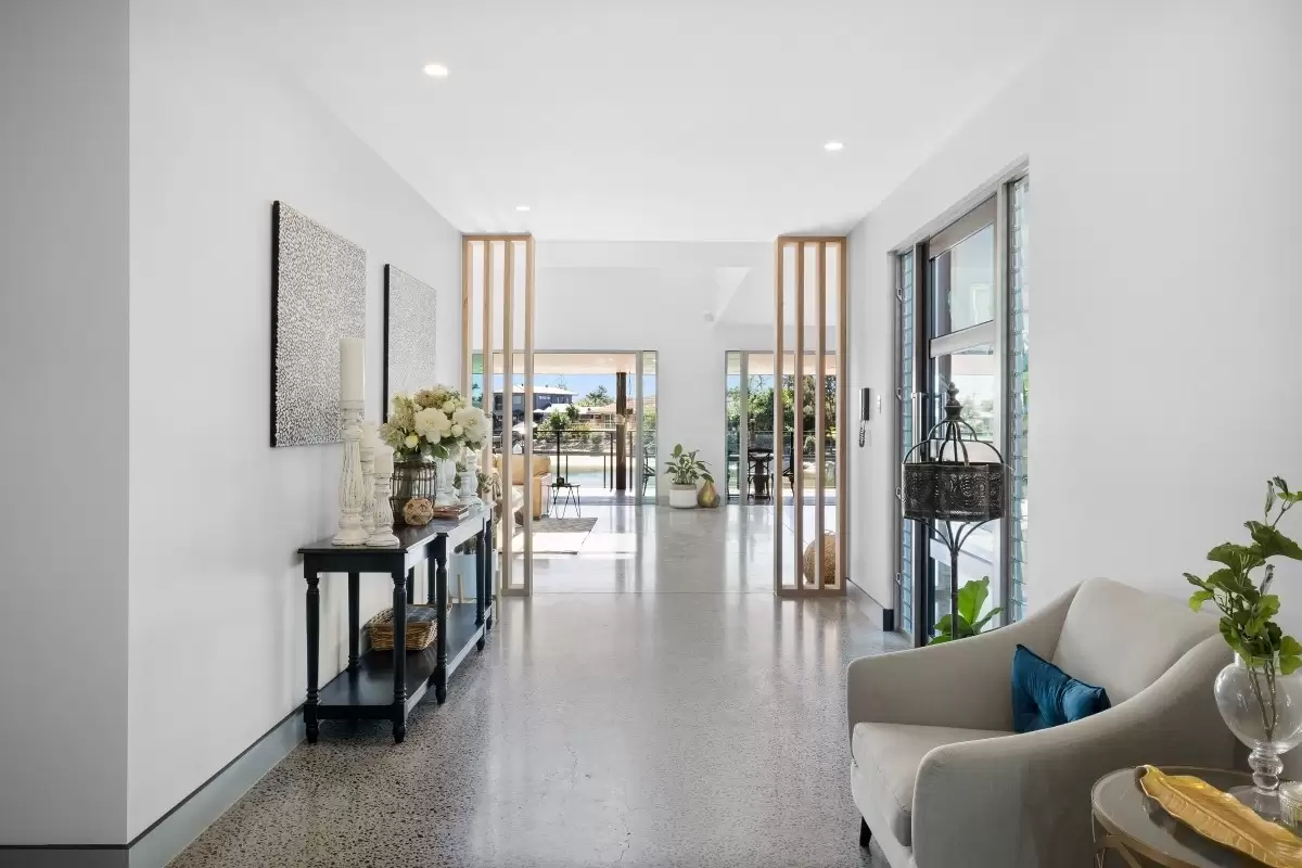 11 Boomerang Crescent, Sorrento Sold by Queensland Sotheby's International Realty - image 1