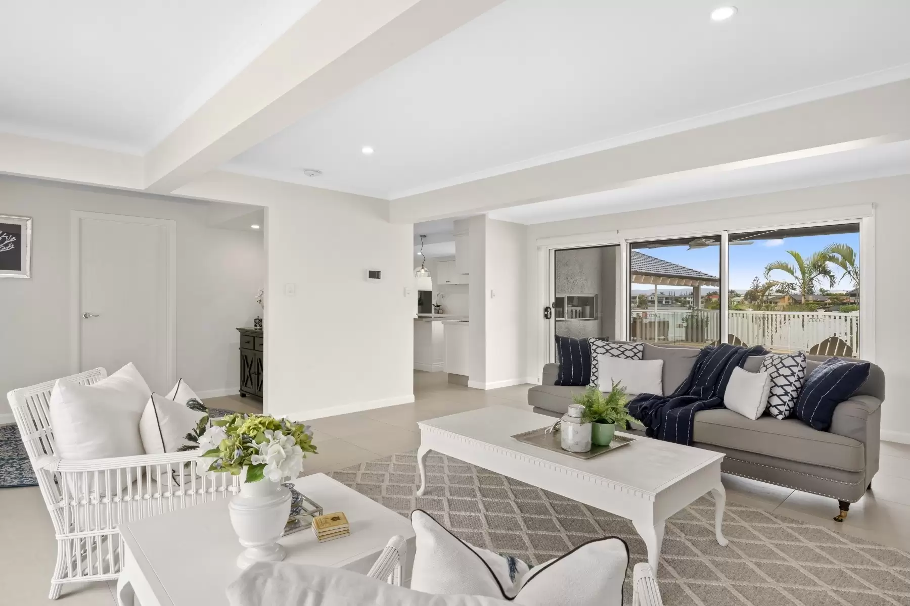 18 Kerry Court, Sorrento Sold by Queensland Sotheby's International Realty - image 1