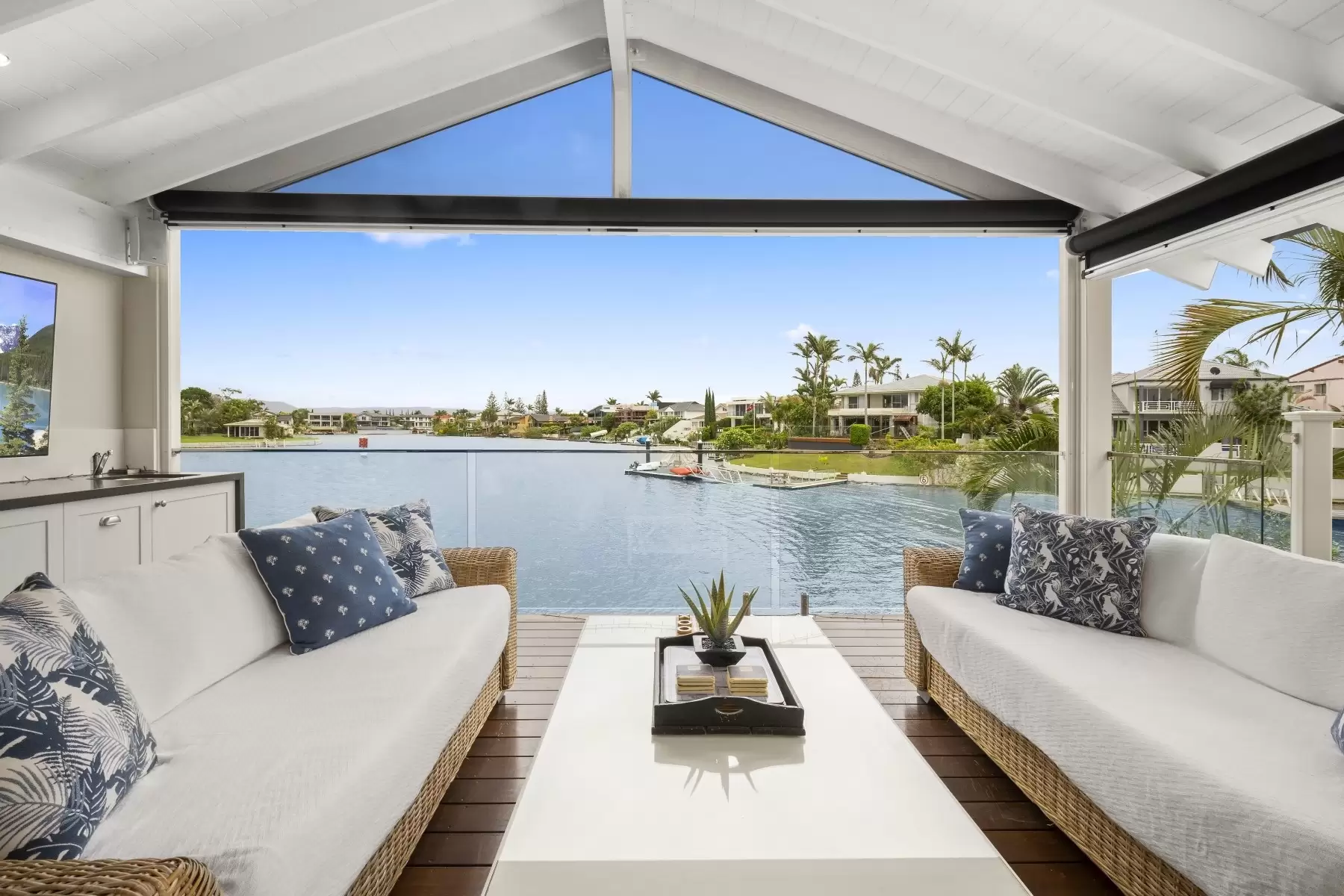 18 Kerry Court, Sorrento Sold by Queensland Sotheby's International Realty - image 1