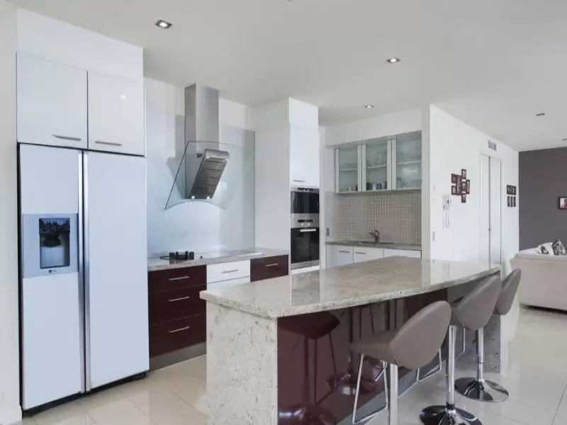 70 The Peninsula, Helensvale Sold by  - image 1