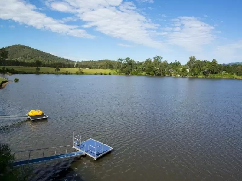 59 Brittany Drive, Oxenford Sold by Queensland Sotheby's International Realty - image 1