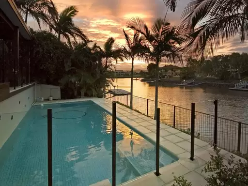 1033 Rosebank Way, Hope Island Sold by 