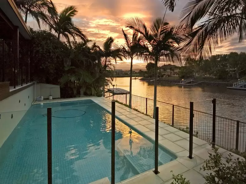 1033 Rosebank Way, Hope Island Sold by Queensland Sotheby's International Realty - image 1