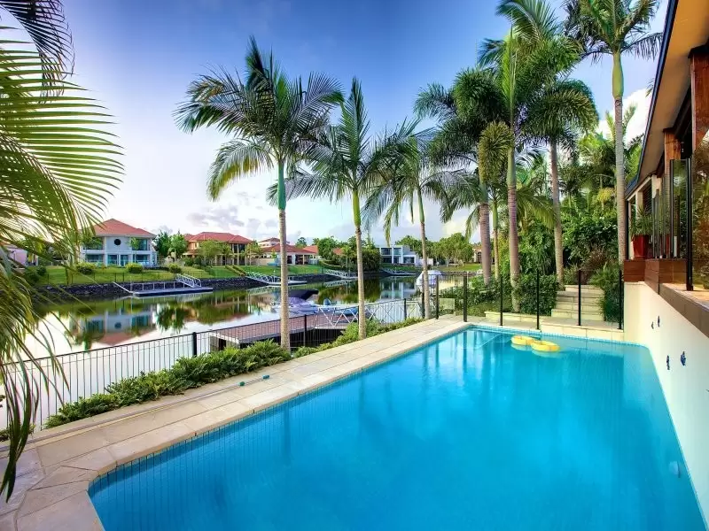 1033 Rosebank Way, Hope Island Sold by Queensland Sotheby's International Realty - image 1