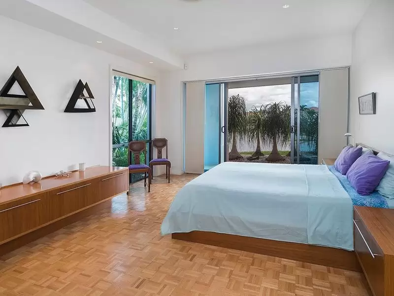 1041 Rosebank Way, Hope Island Sold by  - image 1