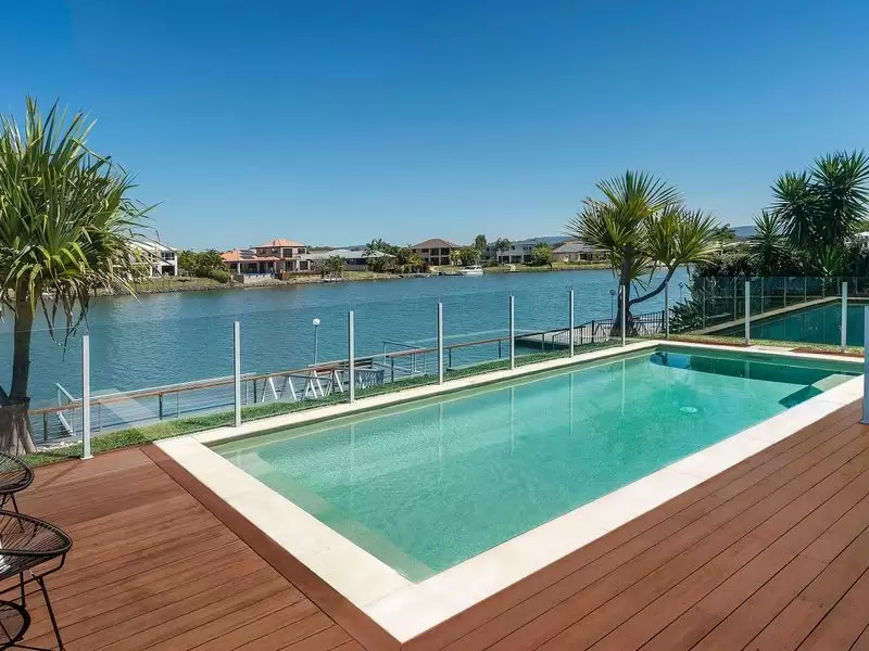 40 The Peninsula, Helensvale Sold by Queensland Sotheby's International Realty - image 1