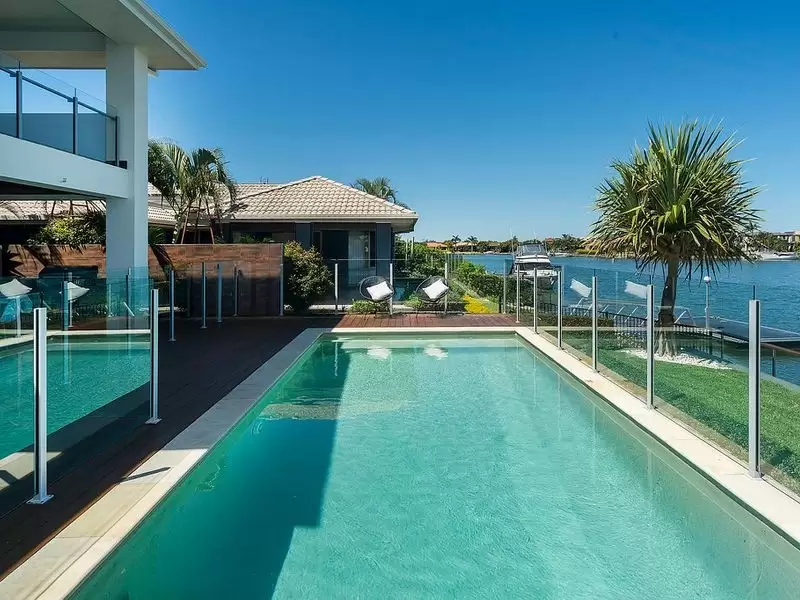 40 The Peninsula, Helensvale Sold by Queensland Sotheby's International Realty - image 1