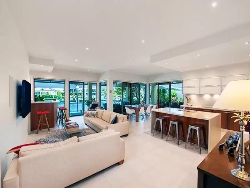 2158 Beaufort Way, Hope Island Sold by Queensland Sotheby's International Realty - image 1