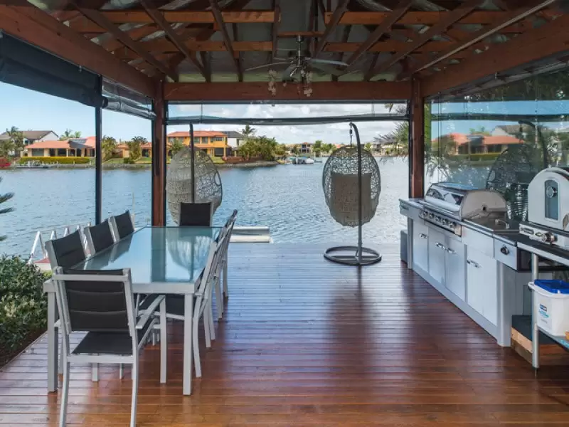 24 The Peninsula, Helensvale Sold by Queensland Sotheby's International Realty - image 1