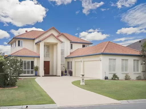 72 The Peninsula, Helensvale Sold by Queensland Sotheby's International Realty