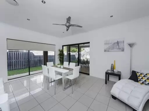 19 Ontario Court, Oxenford Sold by Queensland Sotheby's International Realty