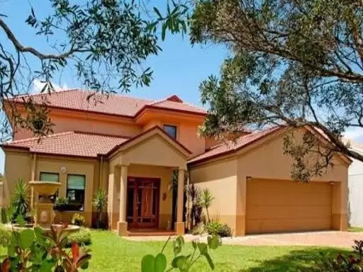 1024 Rosebank Way, Hope Island Sold by 