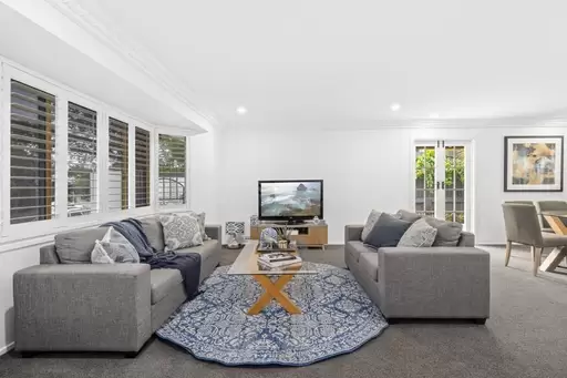 38 Thorngate Drive, Robina Sold by Queensland Sotheby's International Realty