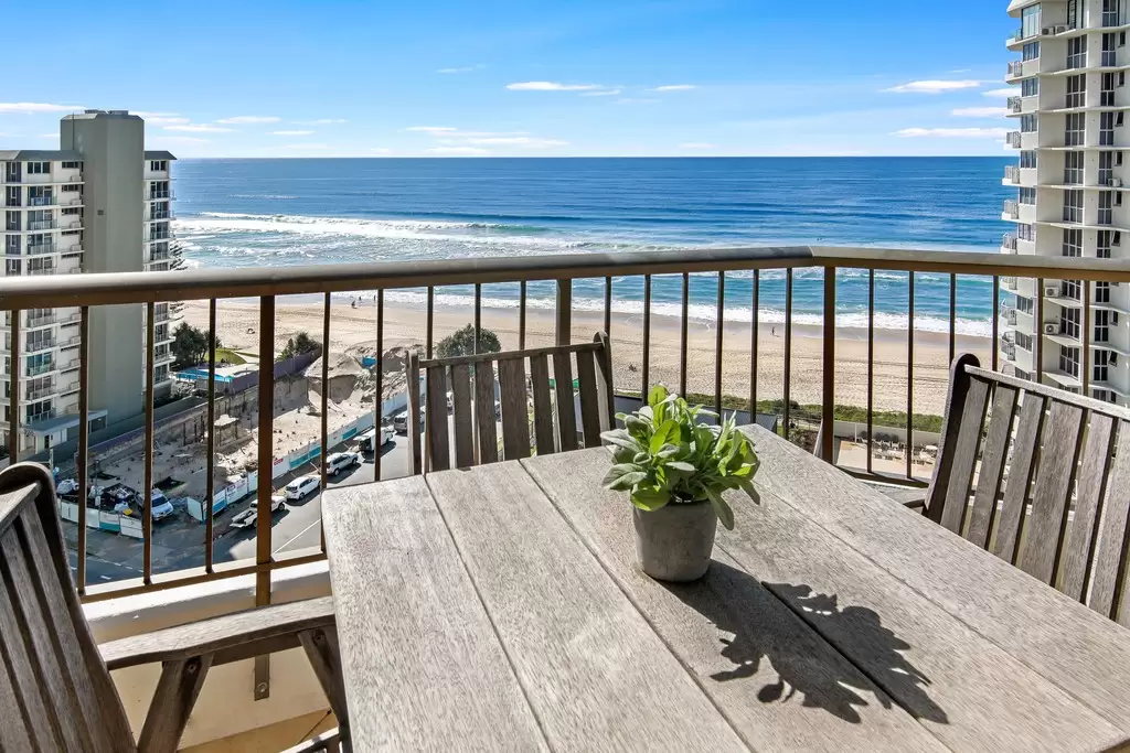 Spinnaker, 3554 Main Beach Parade, Main Beach Sold by Queensland Sotheby's International Realty - image 1