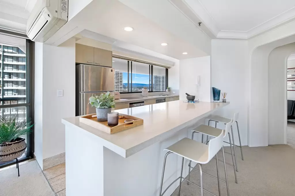 Spinnaker, 3554 Main Beach Parade, Main Beach Sold by  - image 1