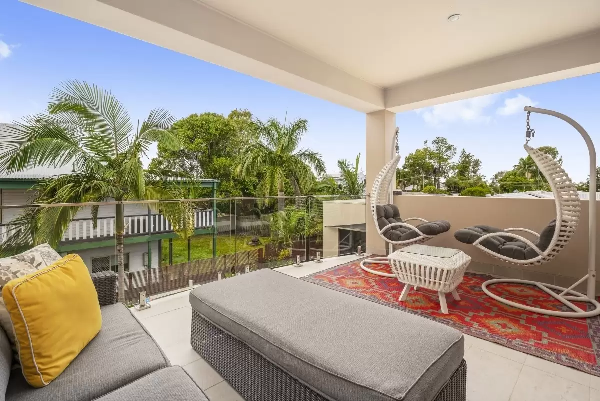 121 Sheehan Avenue, Hope Island Sold by  - image 1