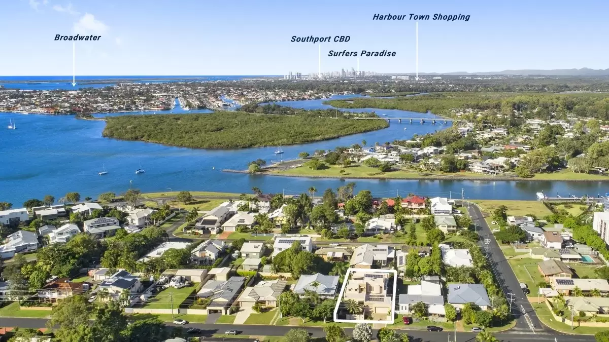 121 Sheehan Avenue, Hope Island Sold by Queensland Sotheby's International Realty - image 1