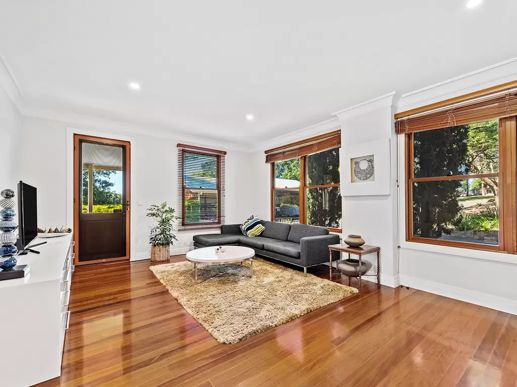 336 Grassdale Road, Gumdale Sold by  - image 1