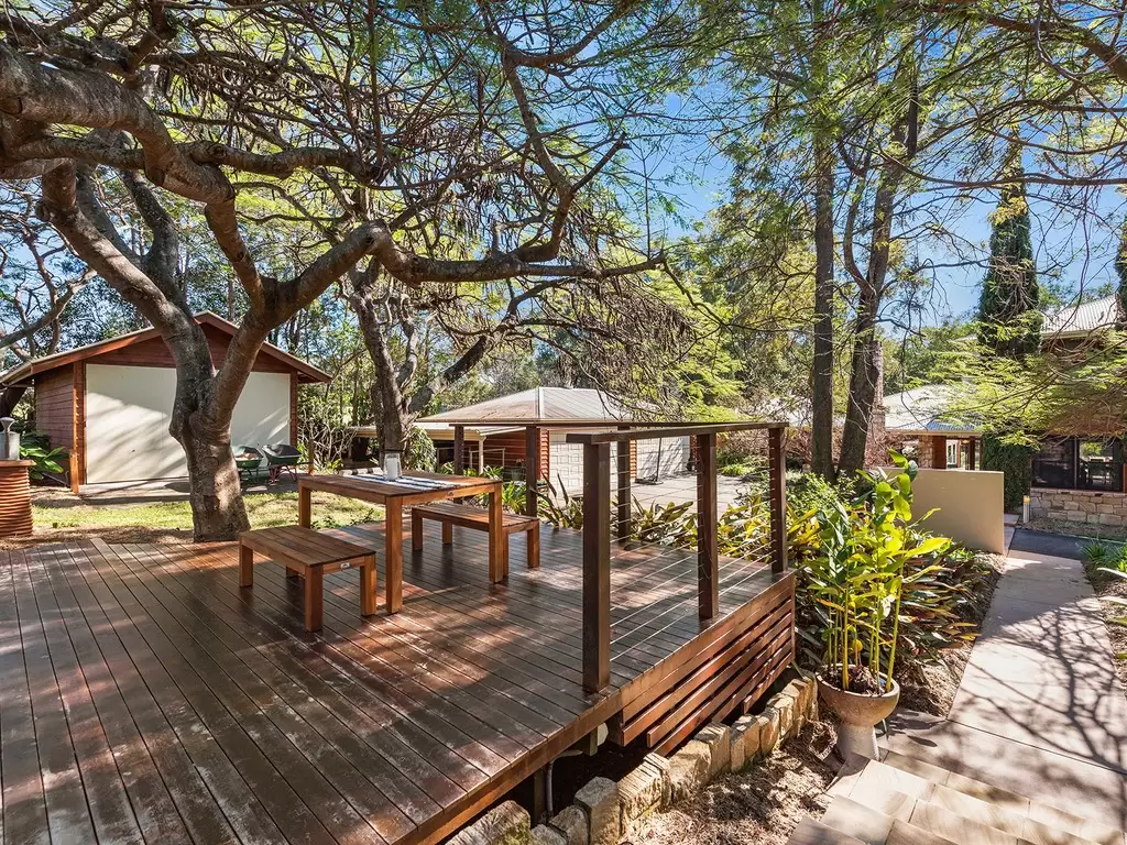 336 Grassdale Road, Gumdale Sold by Queensland Sotheby's International Realty - image 1
