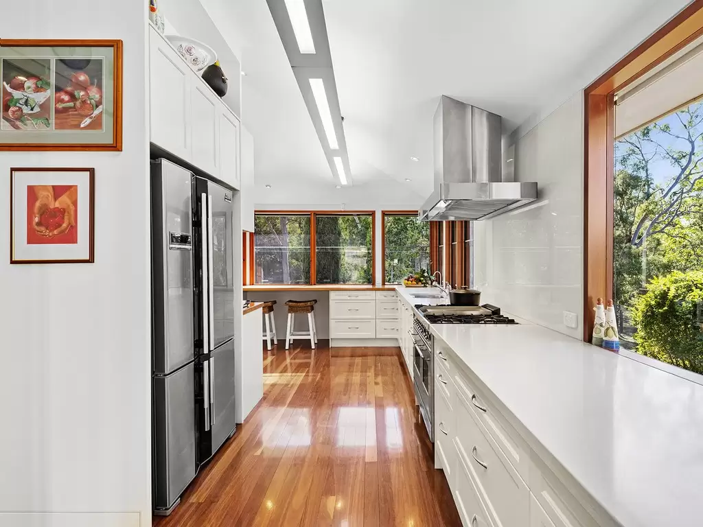 336 Grassdale Road, Gumdale Sold by  - image 1