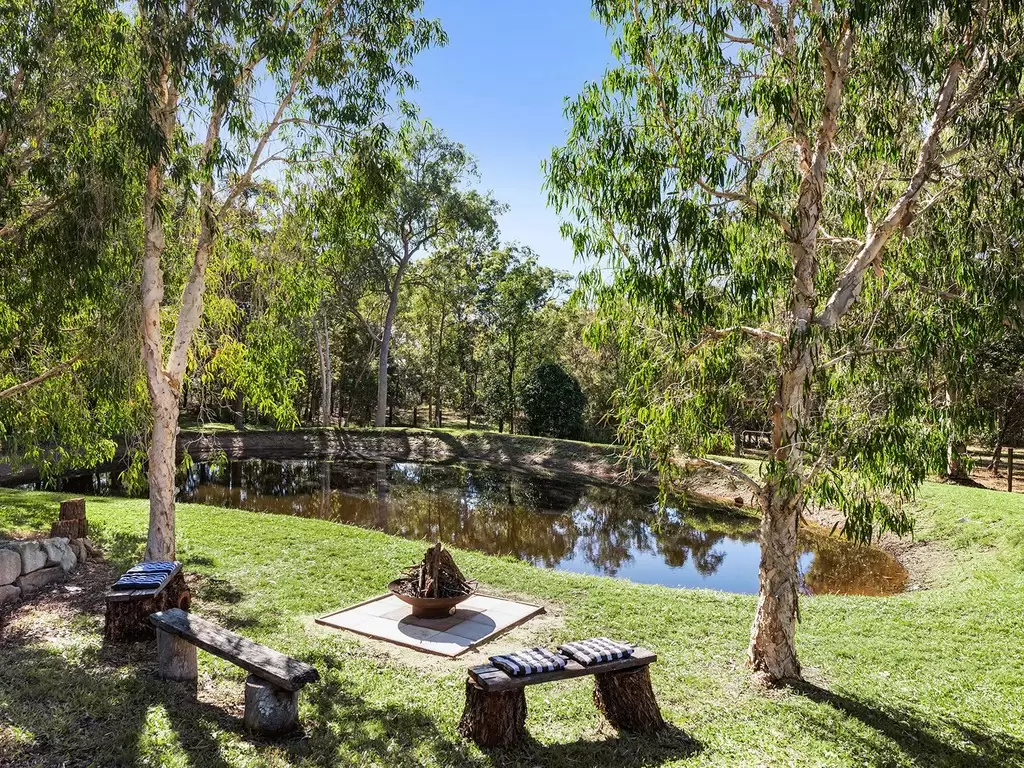 336 Grassdale Road, Gumdale Sold by Queensland Sotheby's International Realty - image 1