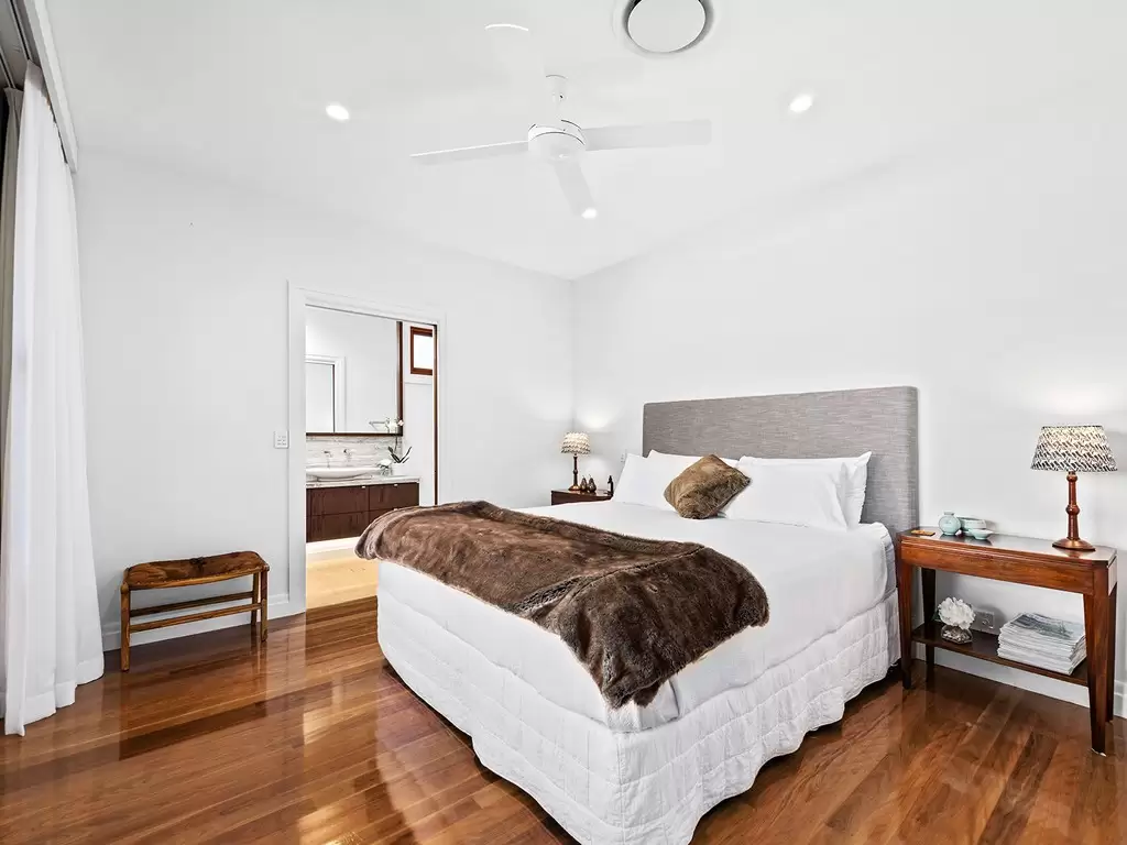 336 Grassdale Road, Gumdale Sold by Queensland Sotheby's International Realty - image 1